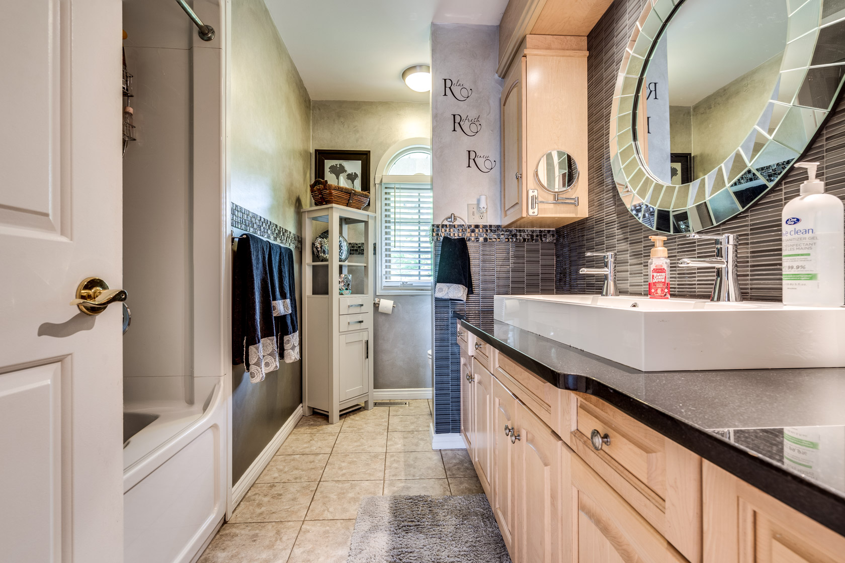 411 Book Rd W, Ancaster ON Michael St. Jean Realty
