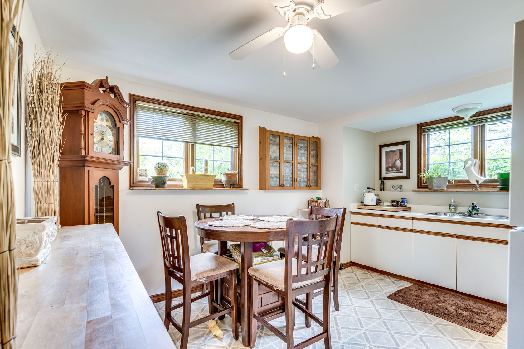 411 Book Rd W, Ancaster ON Michael St. Jean Realty