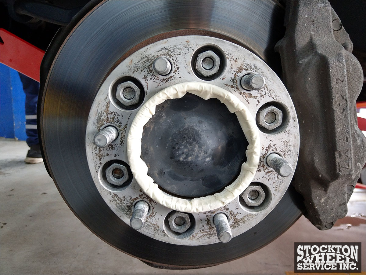 What Are Wheel Spacers? Pros & Cons, How does it work?