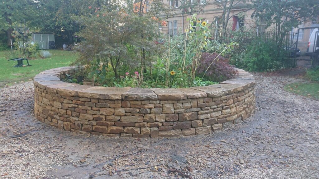 Stone Inspired Glasgow garden dry stone planter Stone Inspired