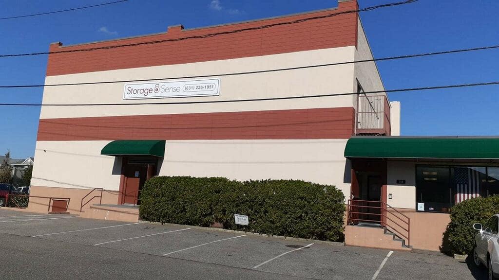 Find Storage Units in Long Island Storage Sense Lindenhurst NY