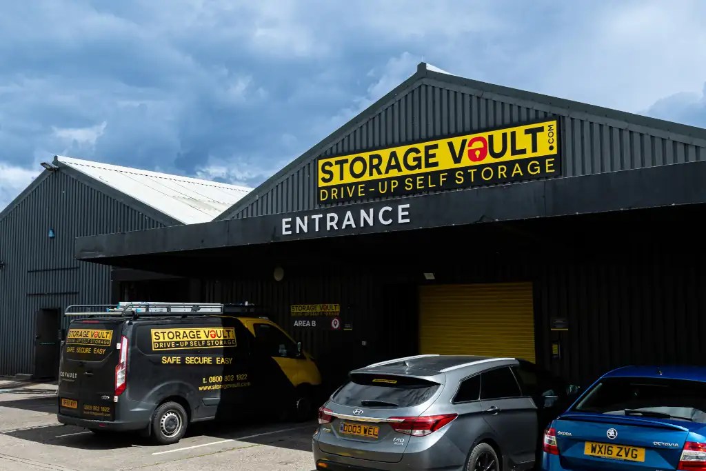 Cheap Storage Units and Self Storage Stirling Secure Storage