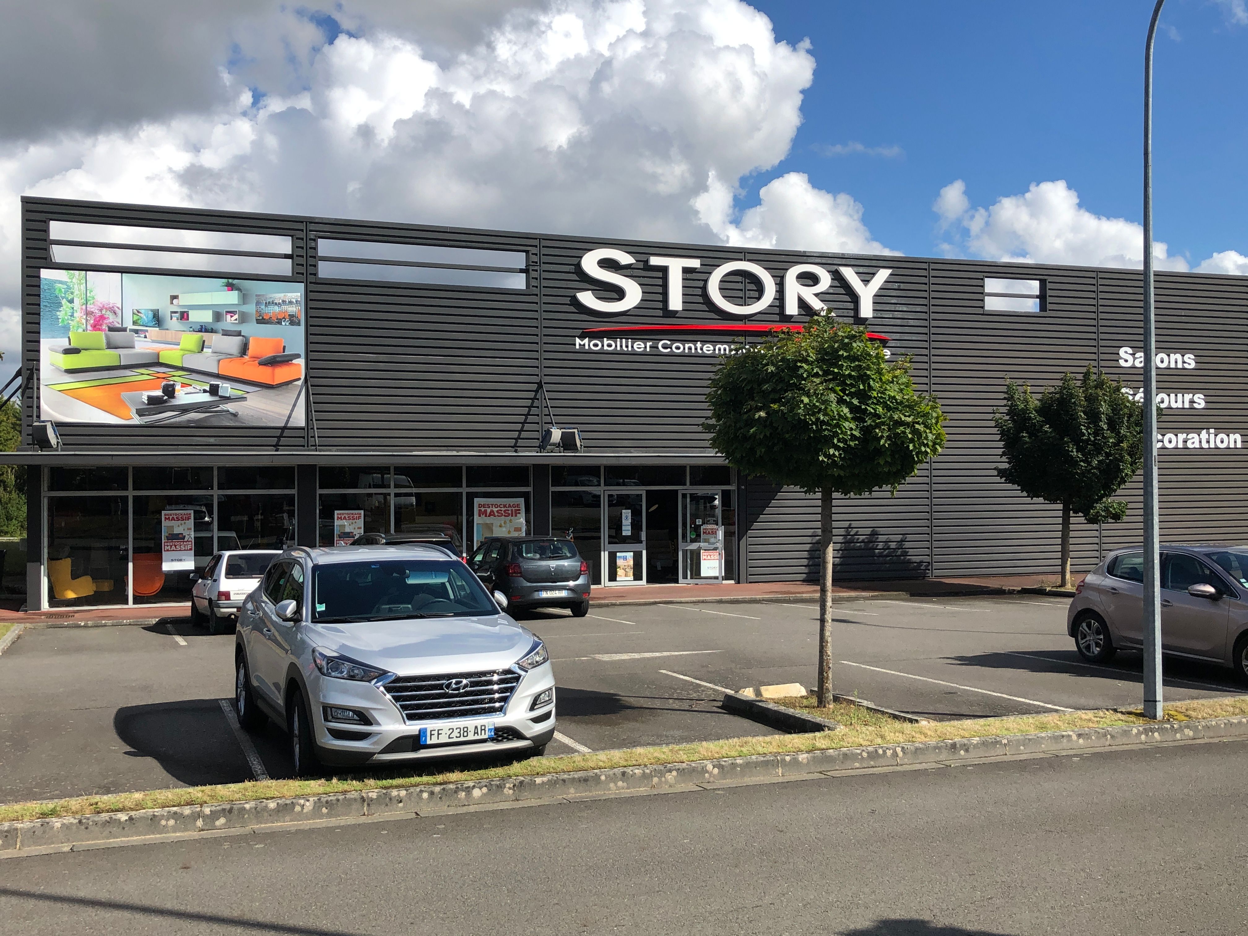 magasin de meuble Rennes STORY mobilier contemporain et tendance