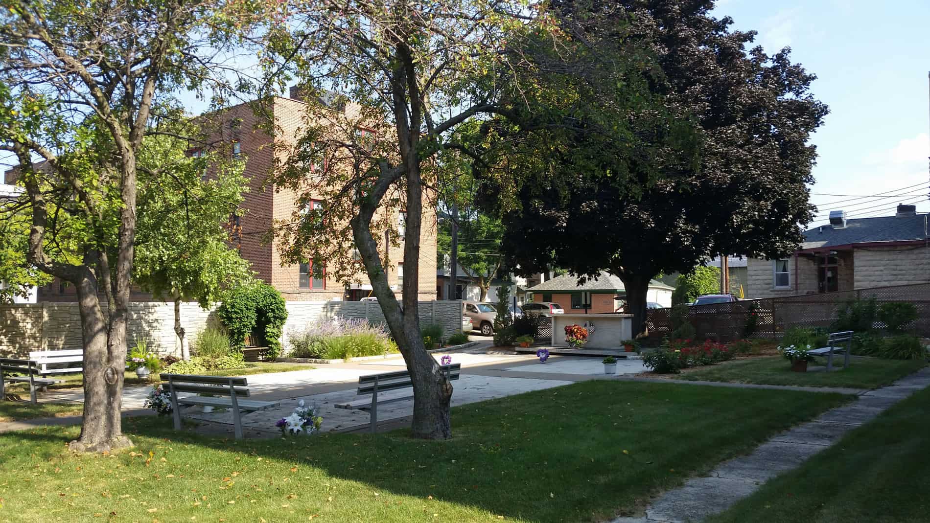 St. Paulâ€™s Memorial Garden
