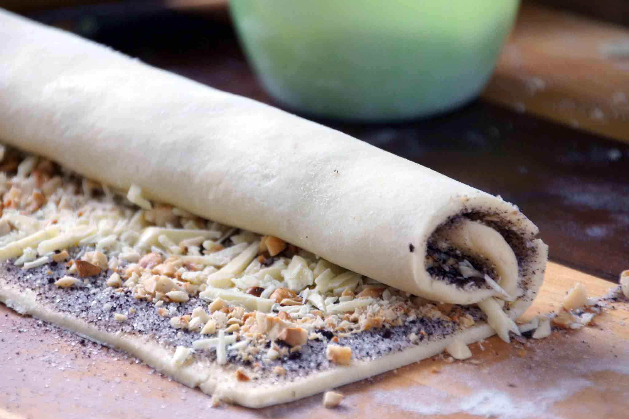 White Chocolate, Espresso & Hazelnut Pinwheel Cookies strawberryplum