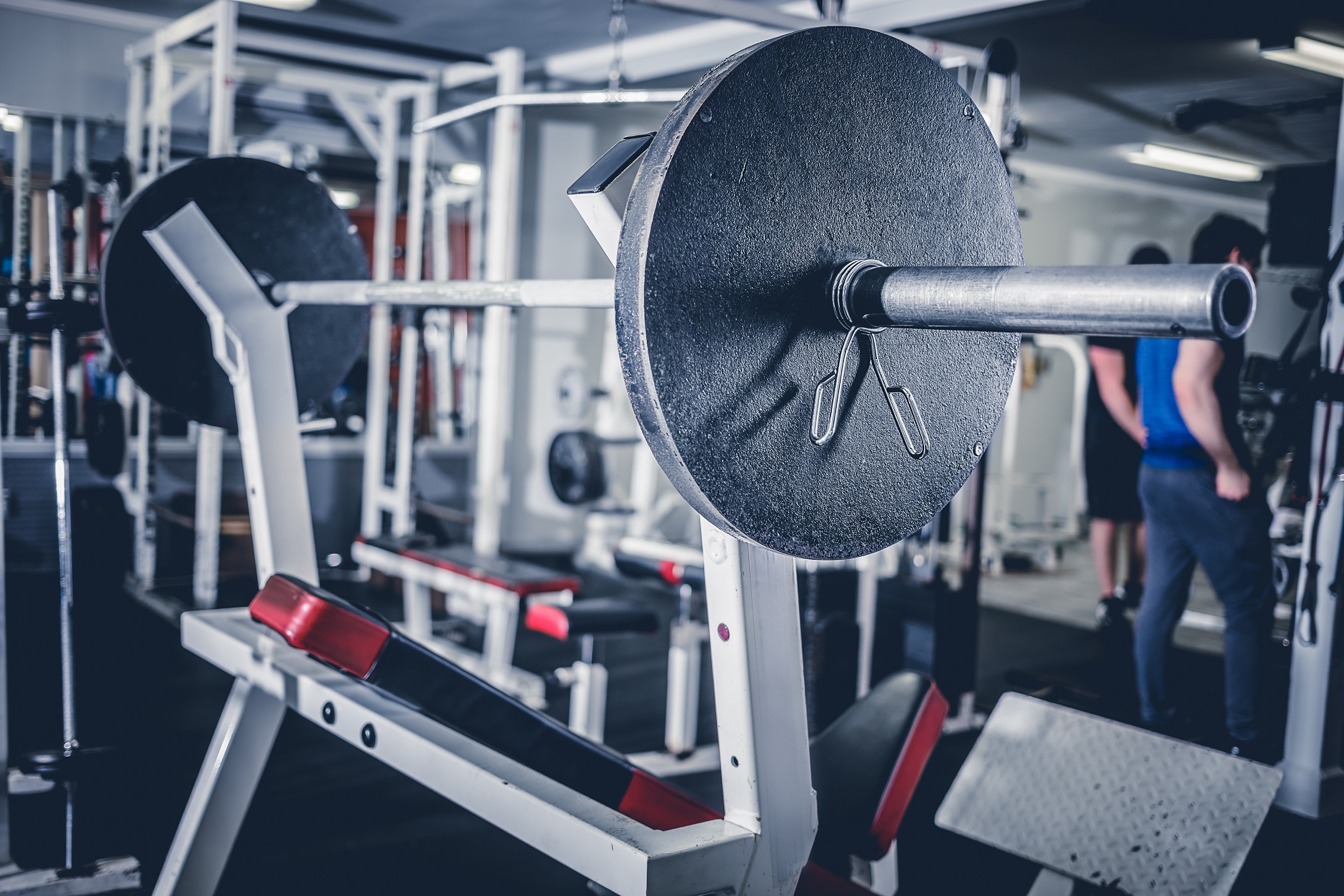 5 Differences Between Incline Bench Press vs Flat Bench Press StrengthLog