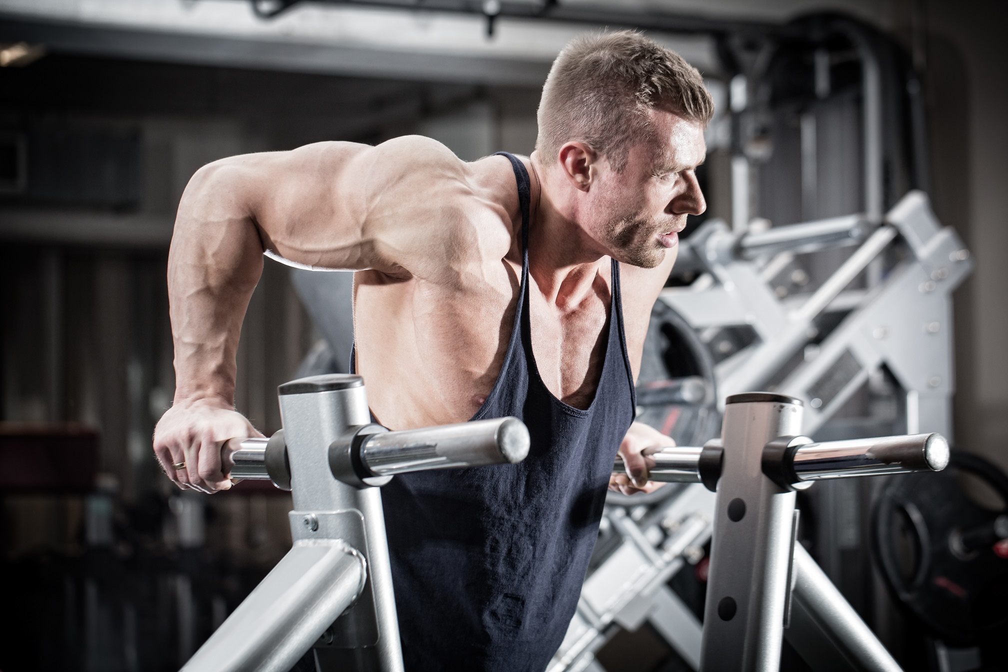 The 10 Best Lower Chest Exercises to Build Your Pecs StrengthLog