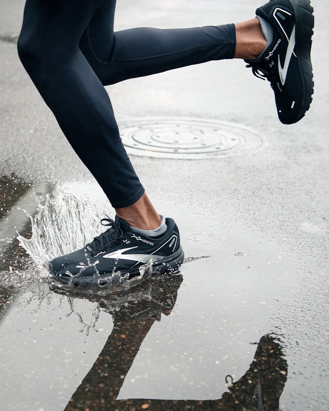 How to clean running shoes Strikeapose