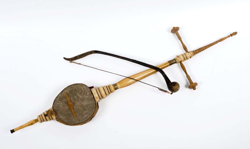 StringQuest is an early-curving stringed instrument.