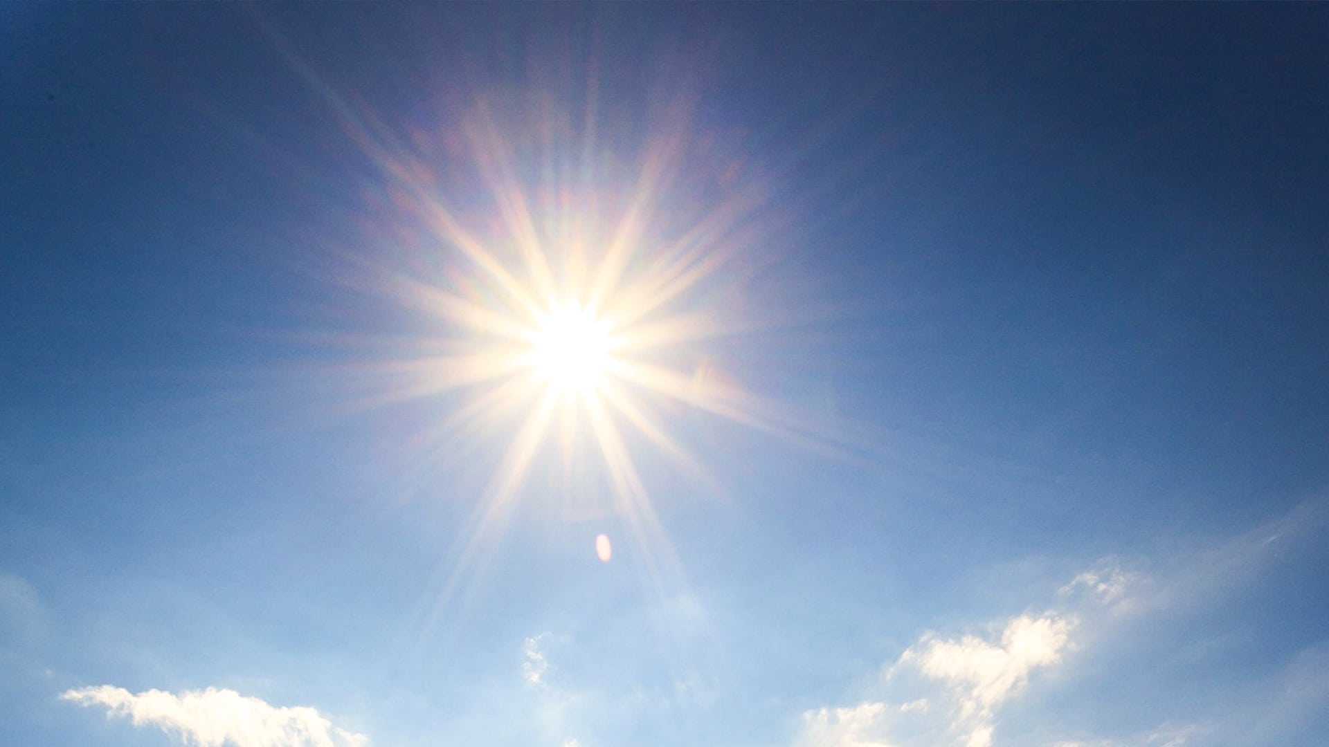 How Does Hot Summer Weather Impact Your Asphalt? Stripe A Lot