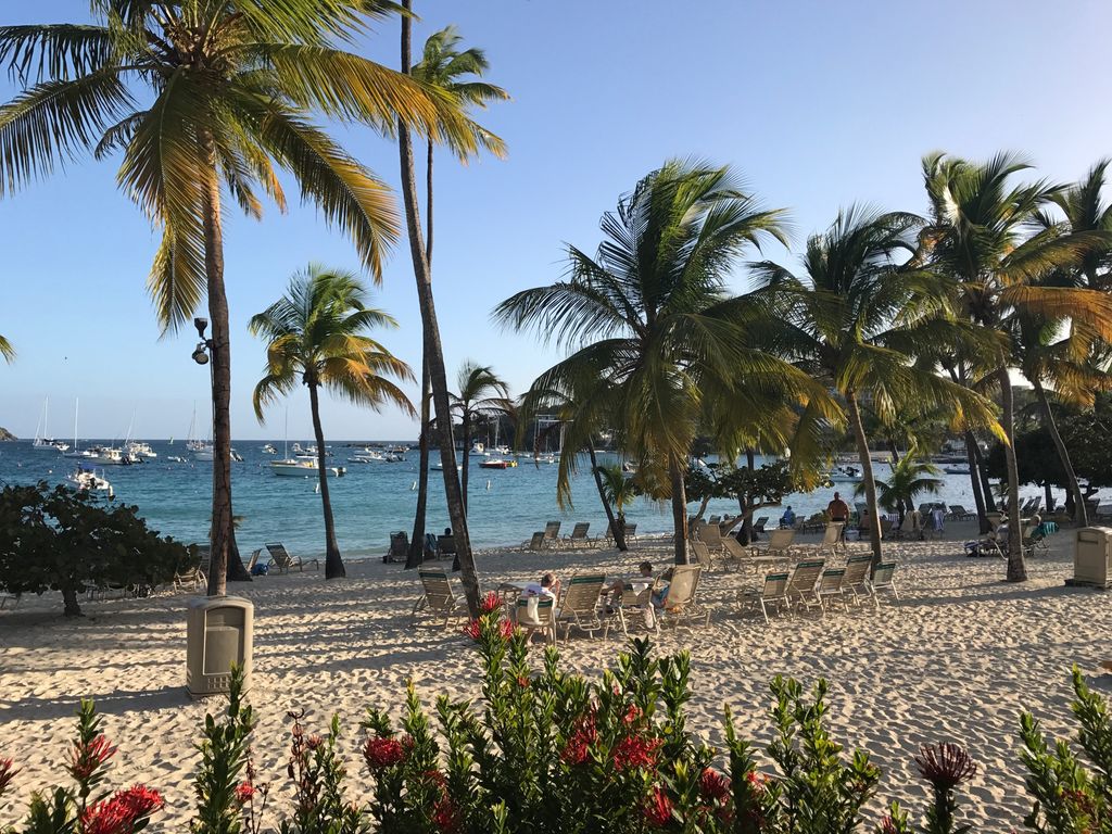 Fully Furnished 23 Bedroom Family Vacation Condo Rentals St. Thomas