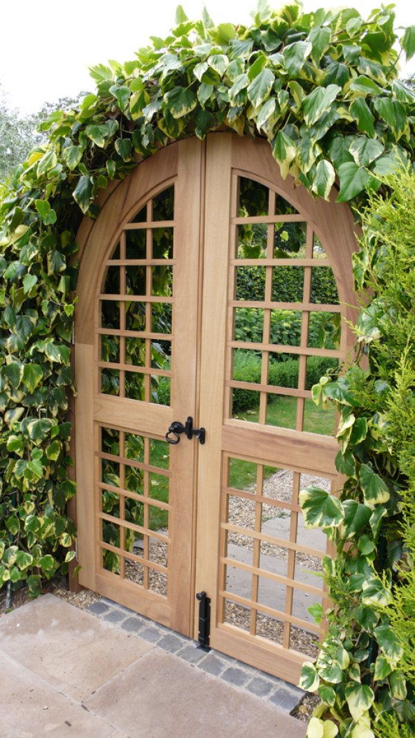 Garden Gates Benches Gazebos Planters Hardwood Trellis