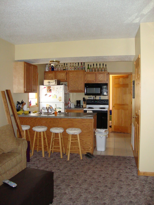 Pringle 375 W. 10th St. 1 4Bedroom