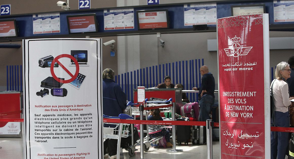 US prepares to ban laptops on flights from Europe