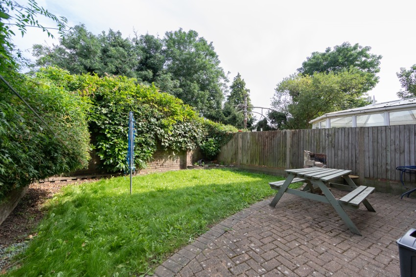 Denham Road, Egham, 6 bedroom, Terraced