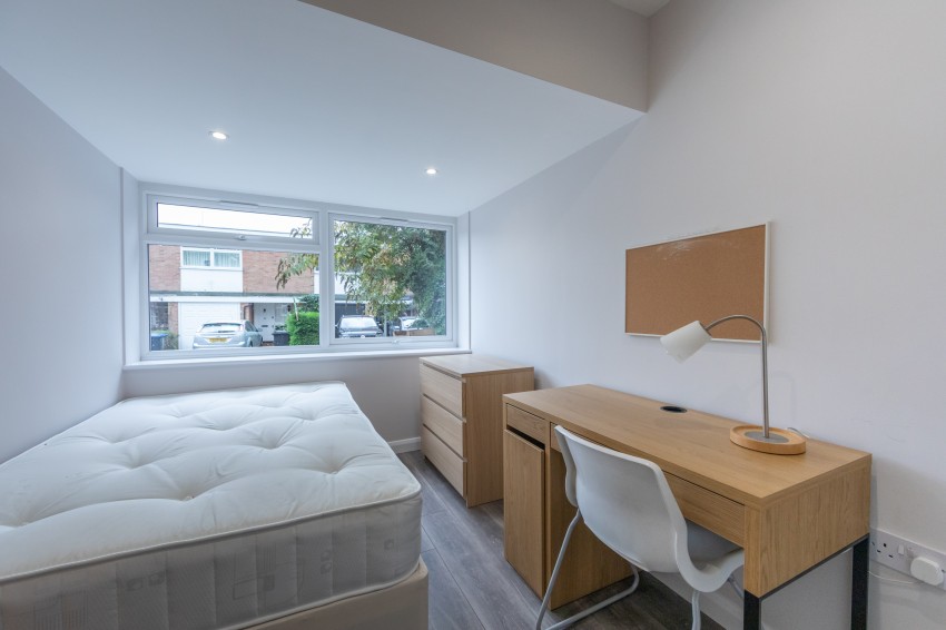 Greenways, Egham, 5 bedroom, SemiDetached