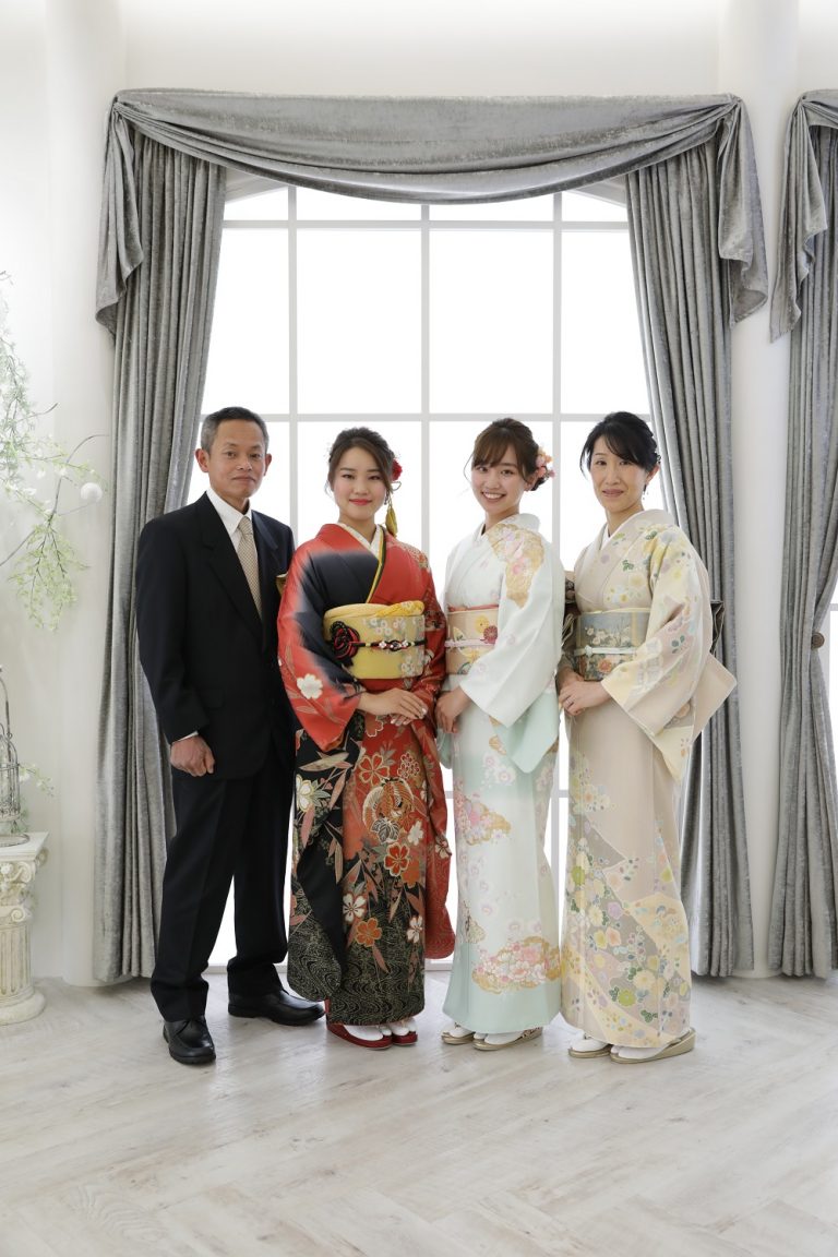 継続☆母と娘の成人式・お着物撮影キャンペーン 振袖フォトスタジオ「四季」｜姫路市の写真館・きものレンタル・成人式前撮・七五三・ブライダル
