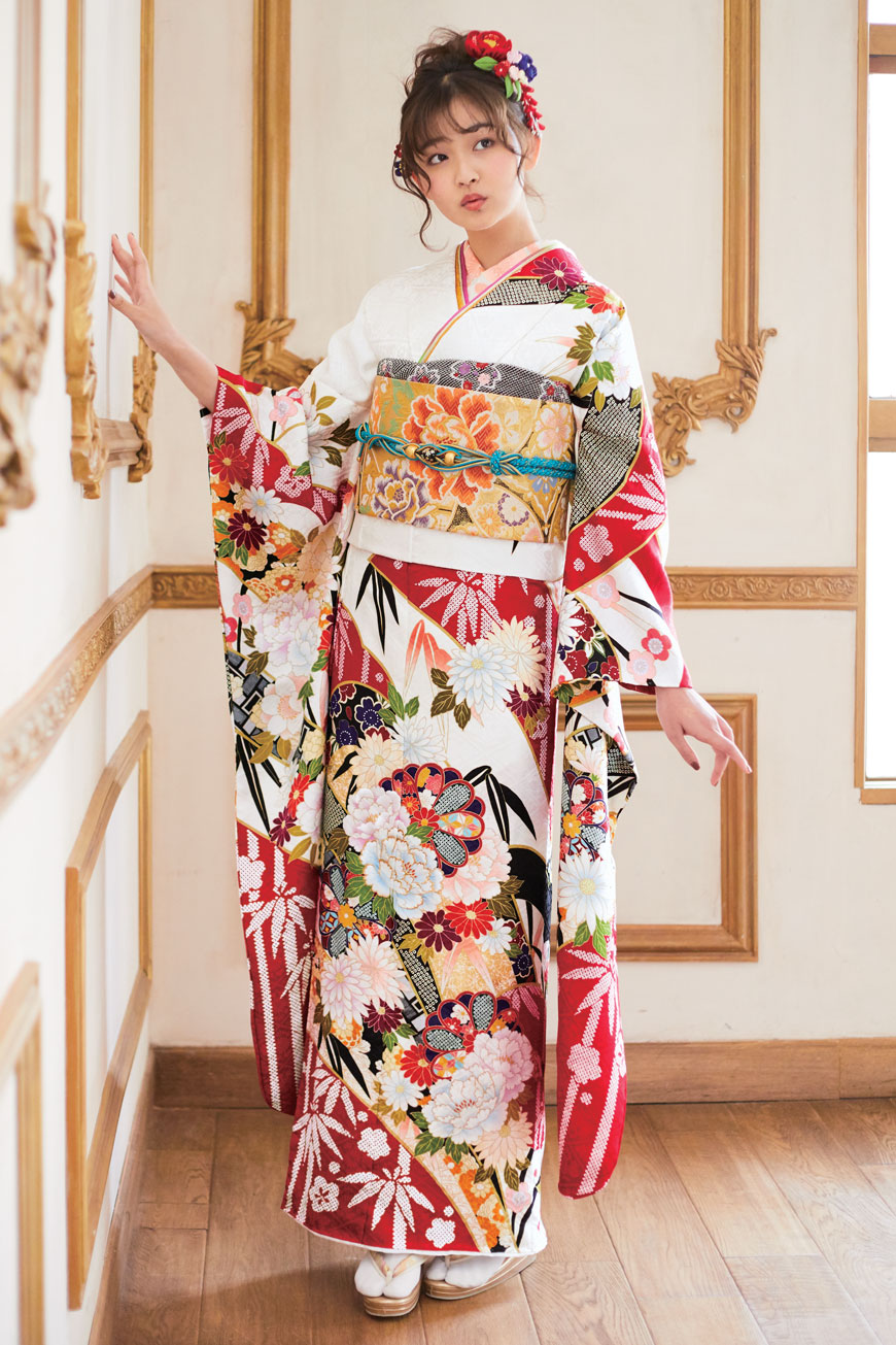 成人式レンタル振袖【古典/赤ぼかし】S08 和泉市の成人式の前撮り・振袖レンタルはトータルフォトスタジオウイン