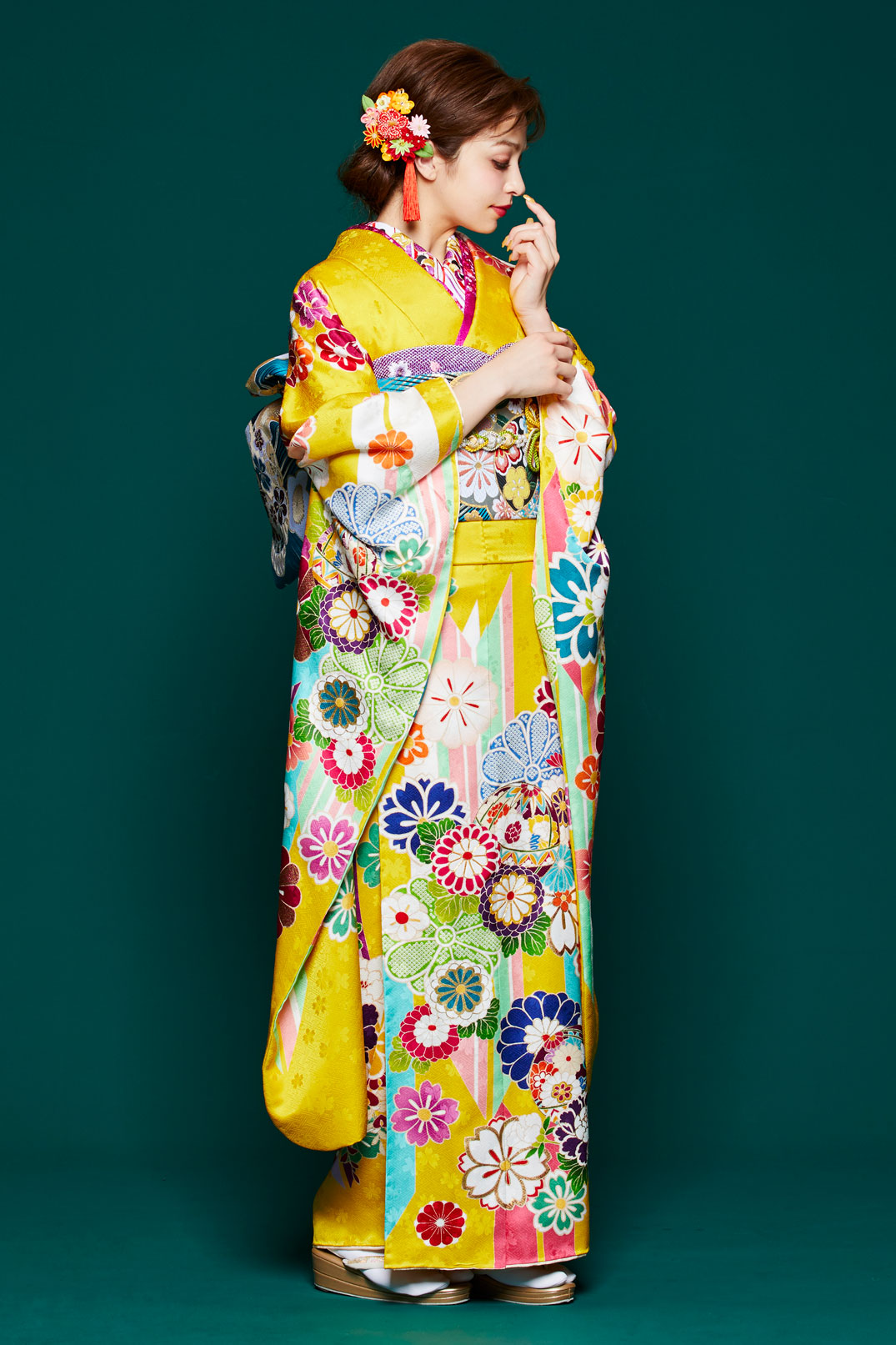 成人式レンタル振袖【古典/紺】T14 和泉市の成人式の前撮り・振袖レンタルはトータルフォトスタジオウイン