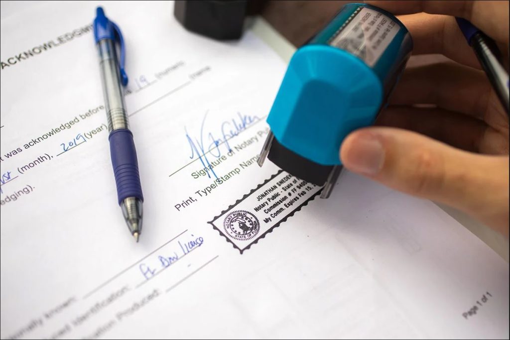 NOTARY PUBLIC ON SITE Studio City Mailboxes and More