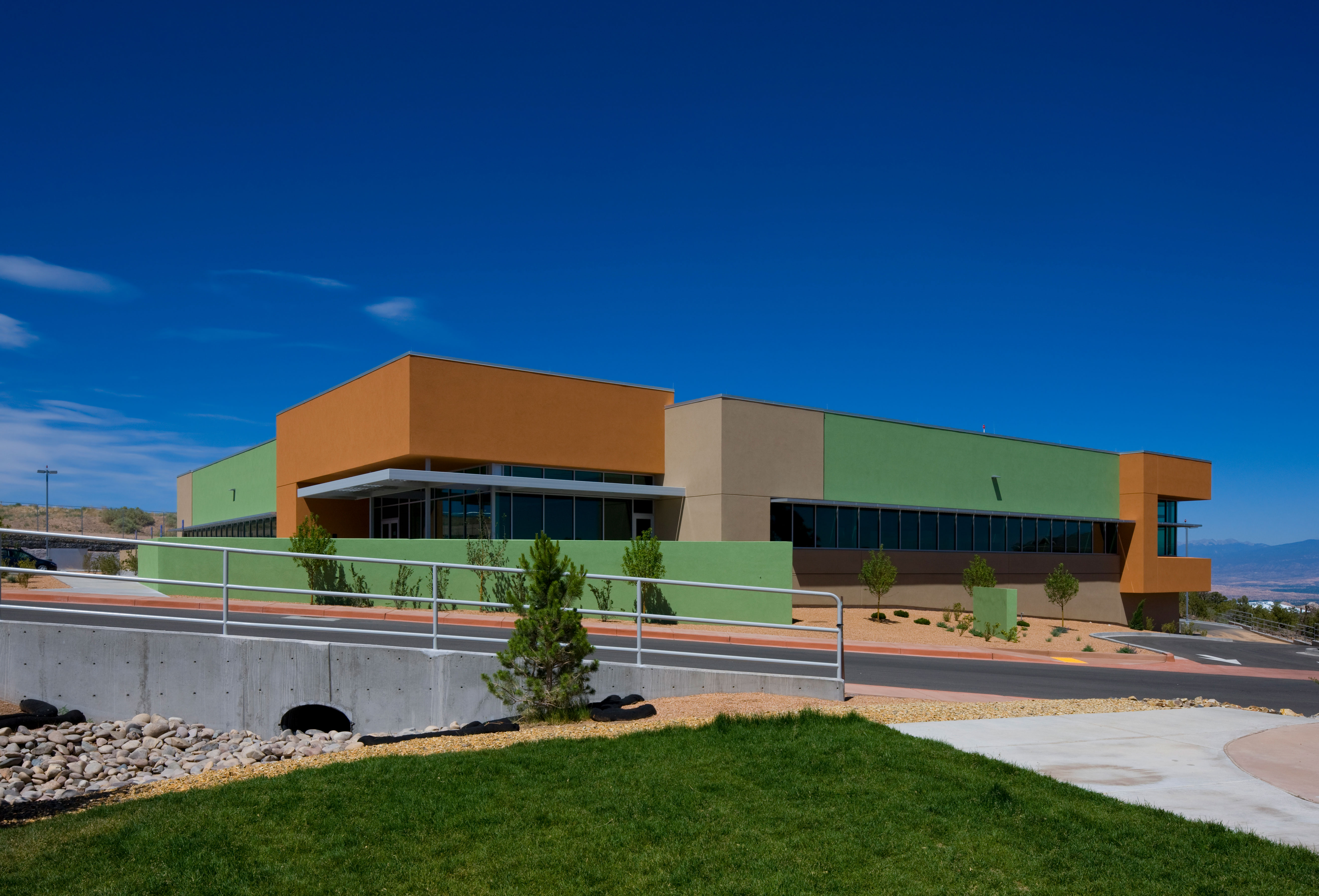 New Mexico Consortium Laboratory Studio Southwest Architects