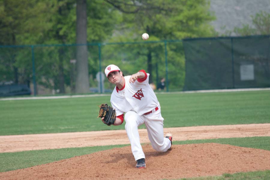 Baseball extends winning streak to eight with sweep of St. Norbert