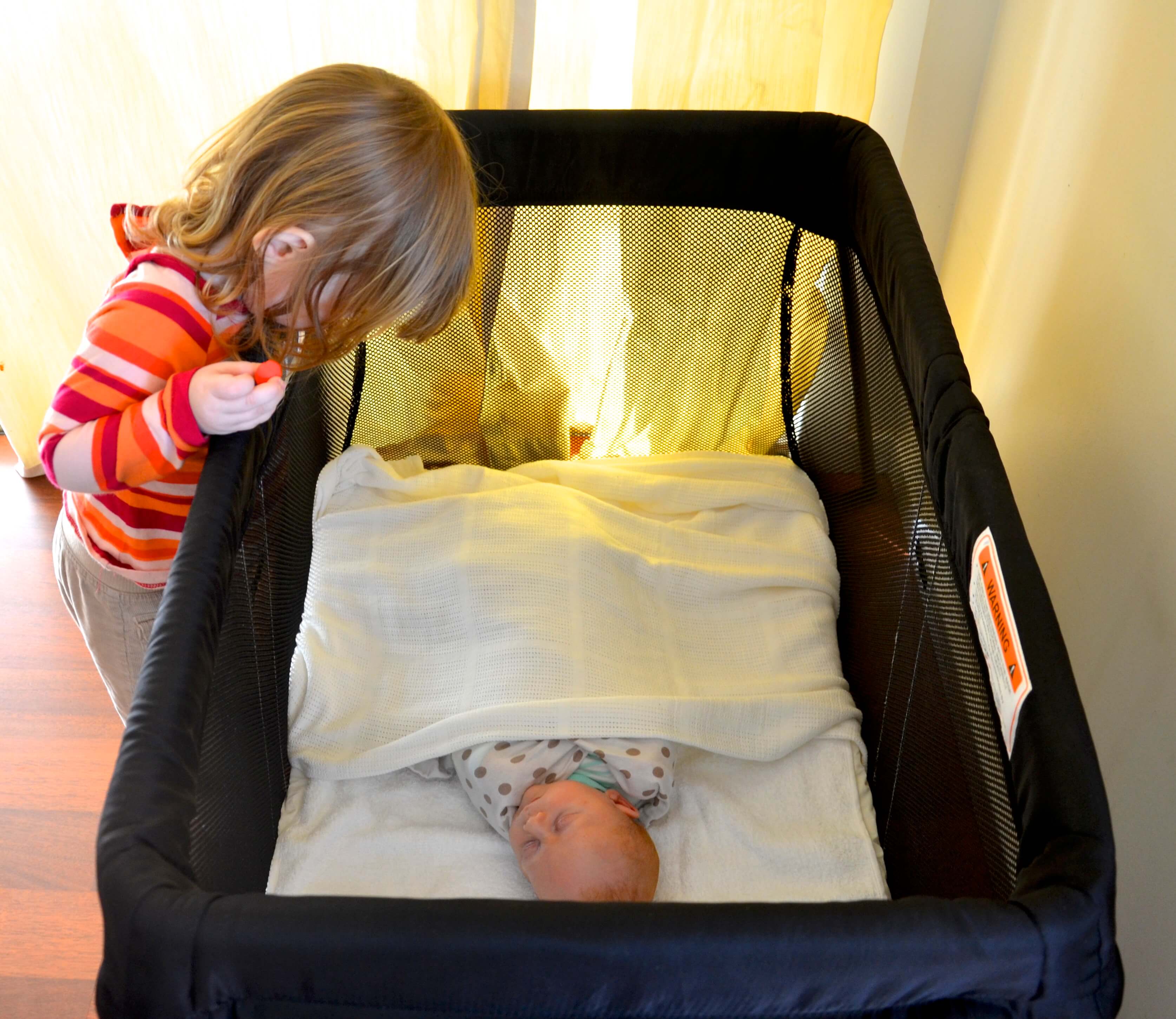 Road Testing the Baby Bjorn Travel Cot Light Stuff Mums Like
