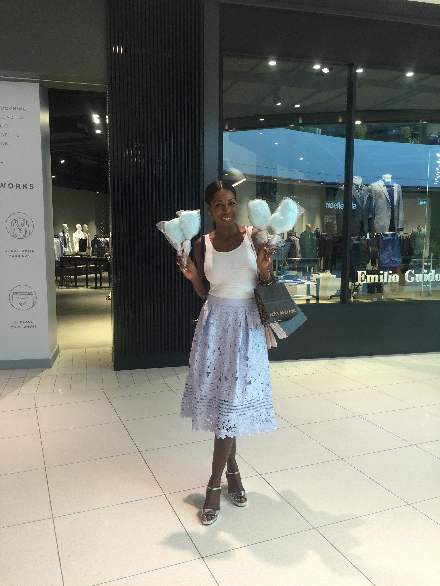 Celebrating The New CF Rideau Centre Style Domination