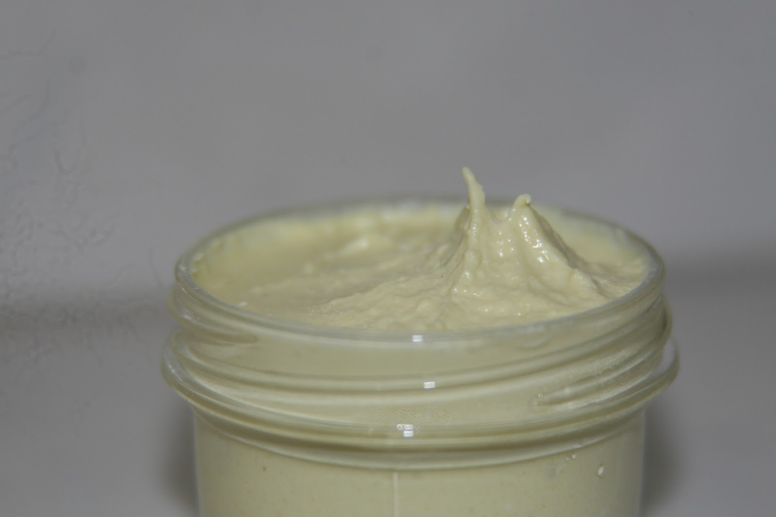 Top 10 DIY Homemade Night Creams to get Fair Glowing Skin 2022