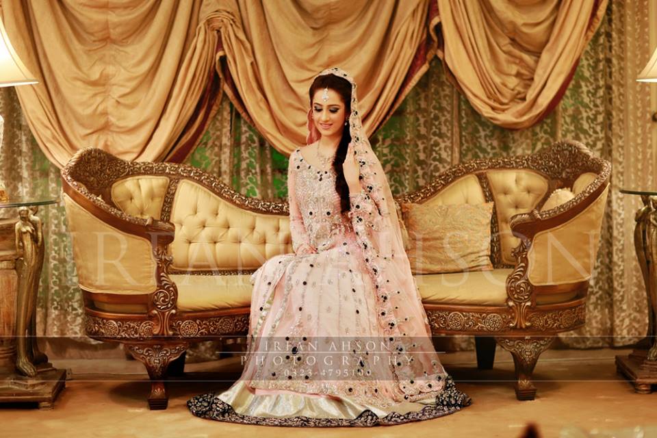 Latest Wedding Maxis Long Tail Dresses Designs Collection 20172018