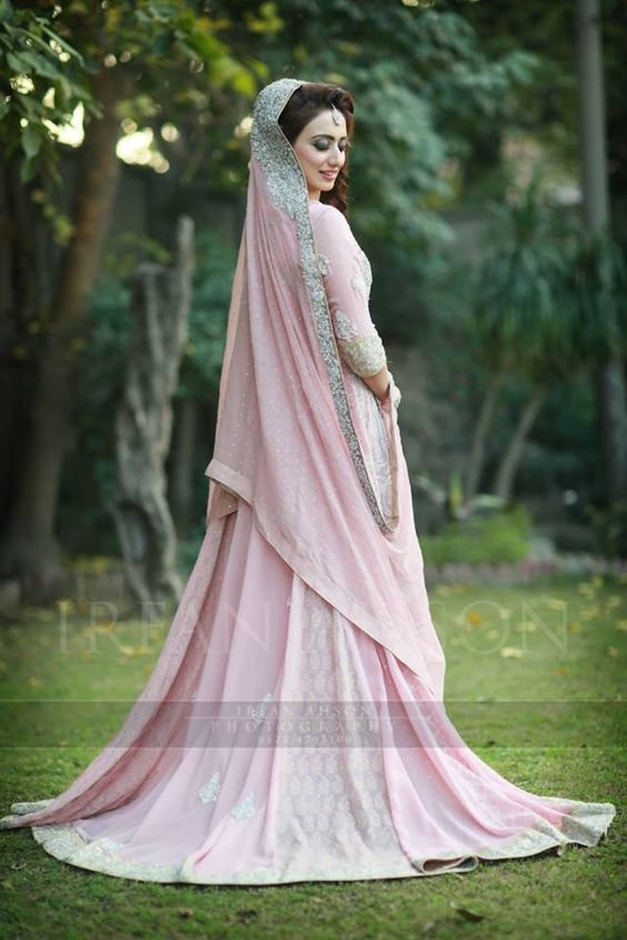 Latest Wedding Maxis Long Tail Dresses Designs Collection 20172018