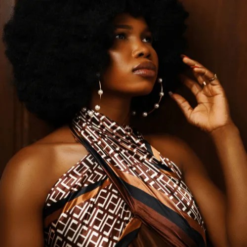 16 Best clothing colors for brown skin in 2023 Stylish Weekly