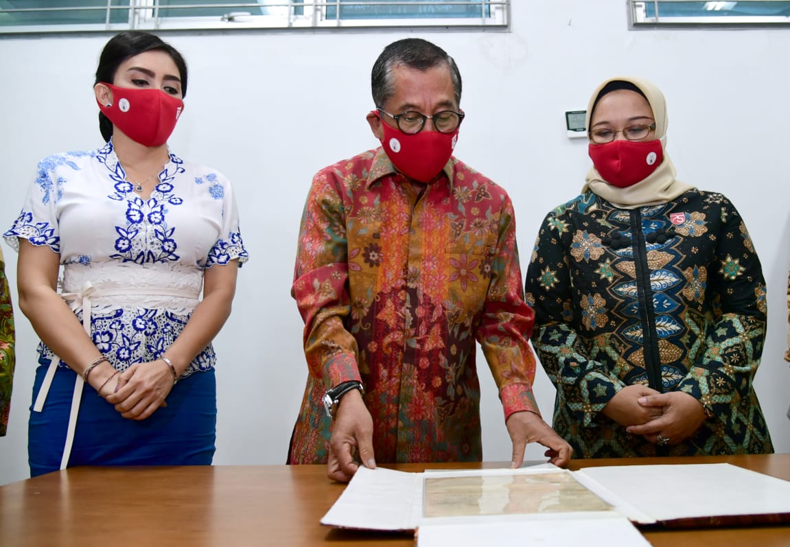 Naskah Asli Teks Proklamasi Akan Ditampilkan di Istana Merdeka - Suara  Surabaya