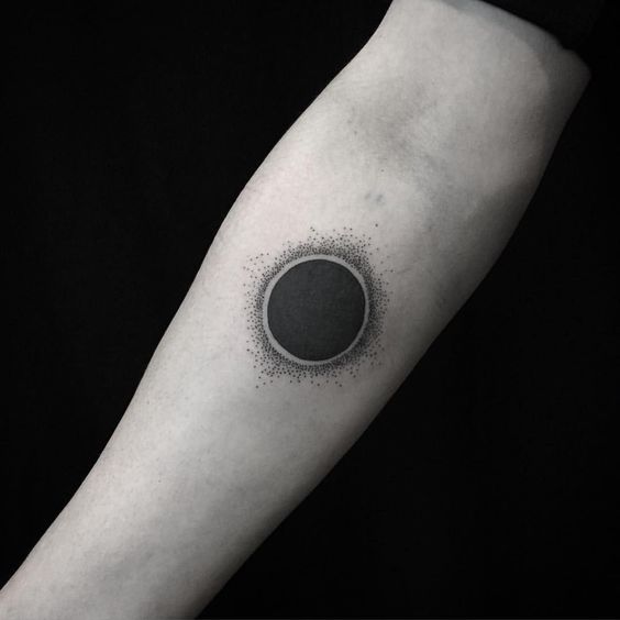 Circle Tattoo Ideas That Will Inspire You To Do Better Things Every Day 564_x_564_jpg