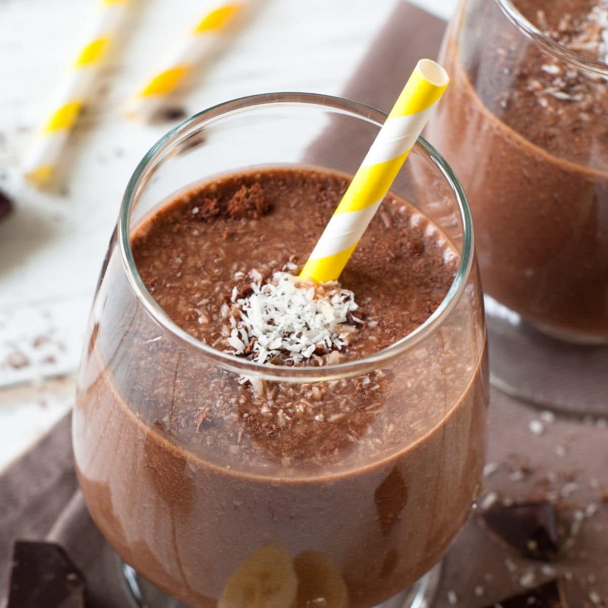 Metabolism Boosting Chocolate Almond Breakfast Shake Suburban Simplicity