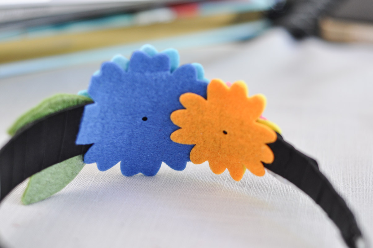 Felt Flower Headbands Made by the Kidlets! Suburble