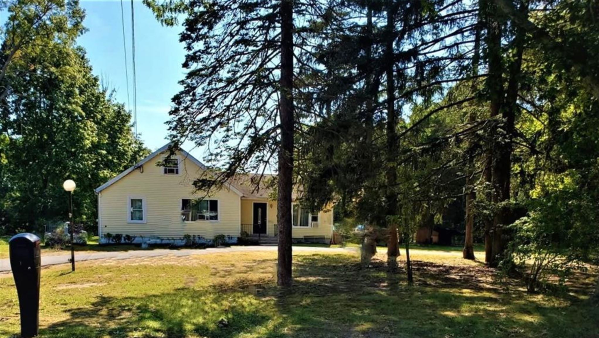 14 Maple Street Centereach, NY 11720 Success King Realty