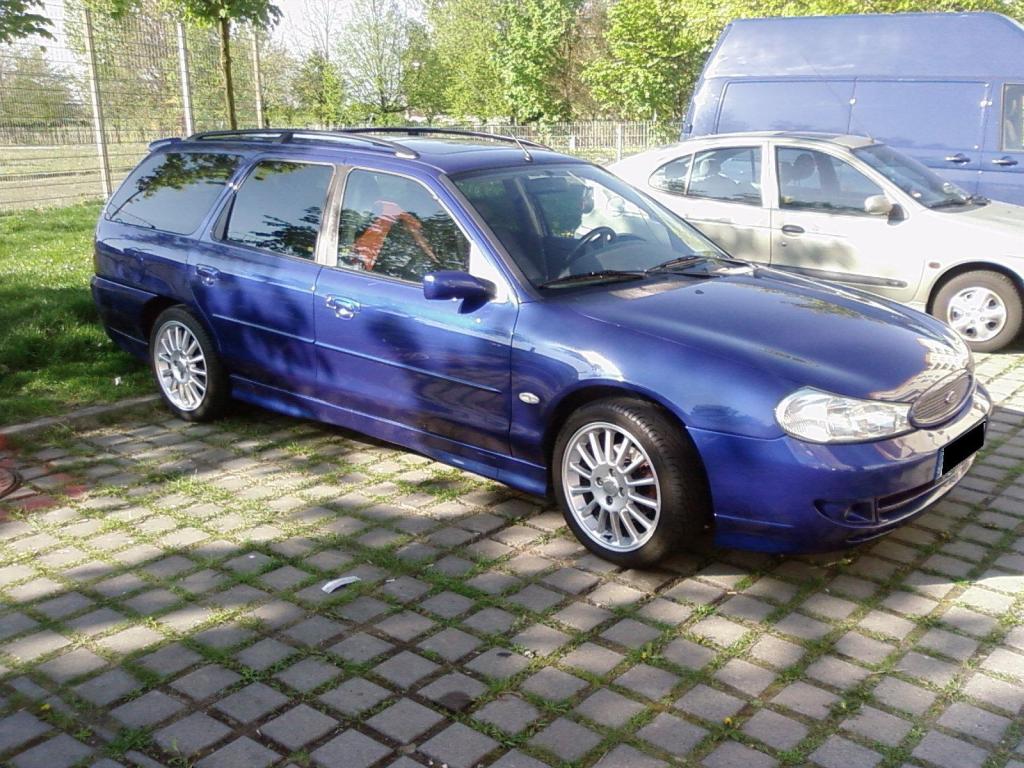 Ford Mondeo Kombi V6 ST 200
