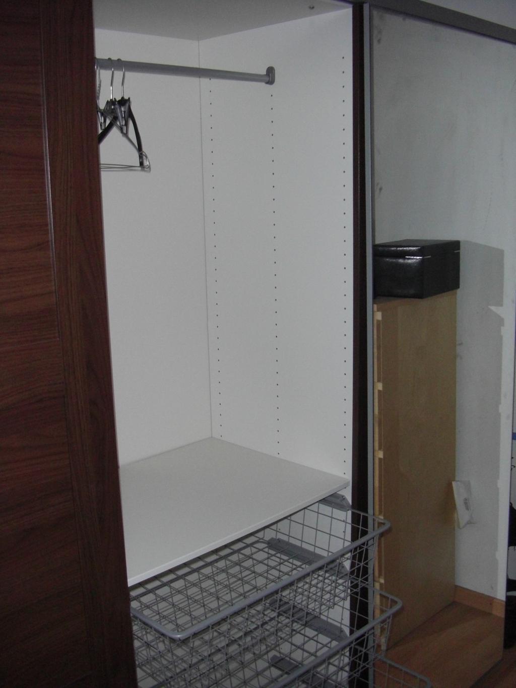 IKEA Kleiderschrank ELGA, Kleiderschrank mit 2 Schiebetüren und 1