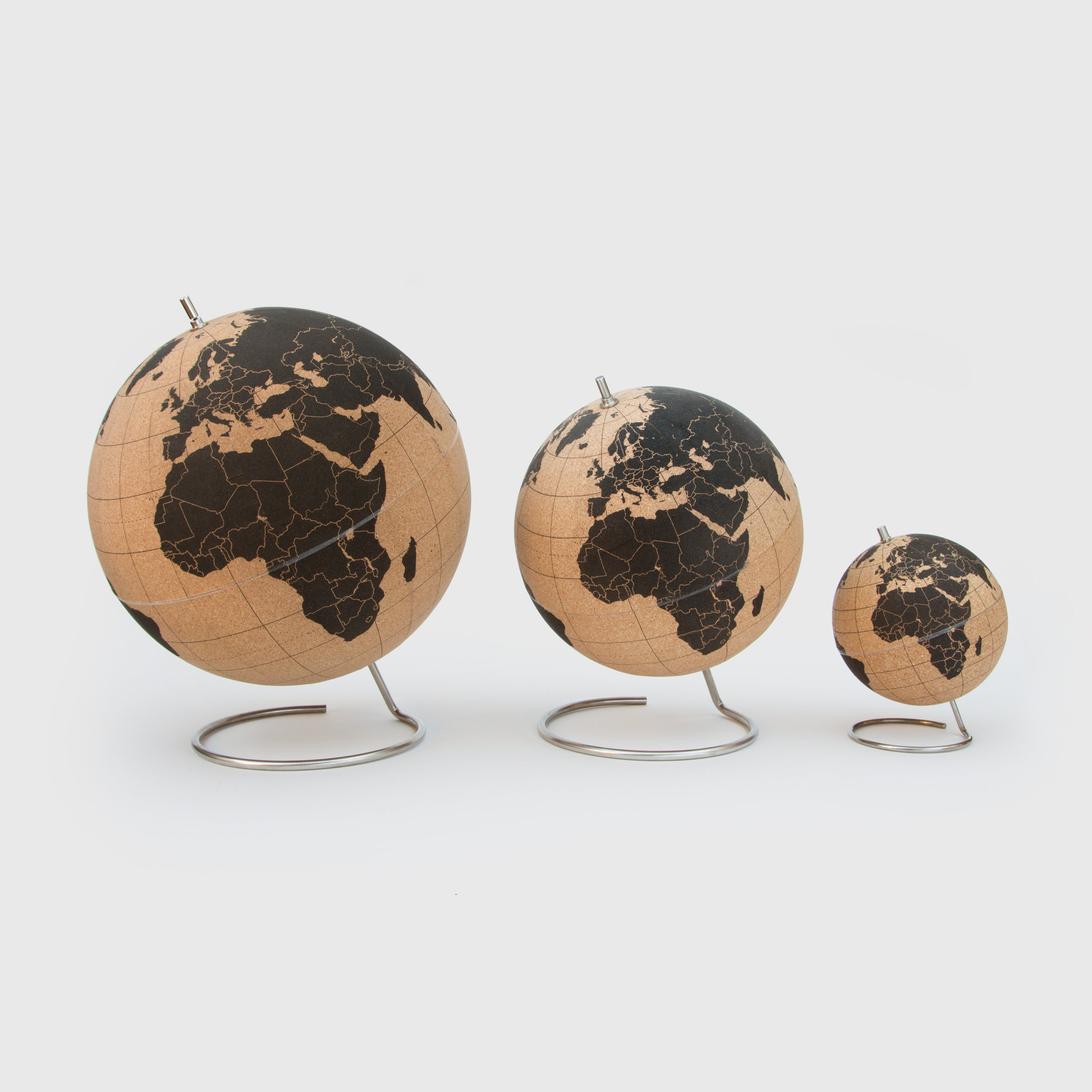 Cork Globe Pinpoint your travels right on the globe.