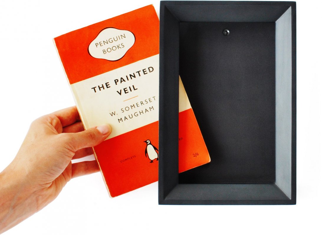 Picture Book A frame for your paperback books.