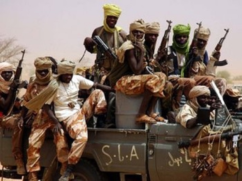 Sudanese rebels not involved in Juba peace process attack army base in