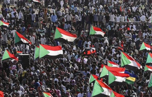 Anti-peace protests in Port Sudan and West Darfur state [Photo via Al-intibaha]