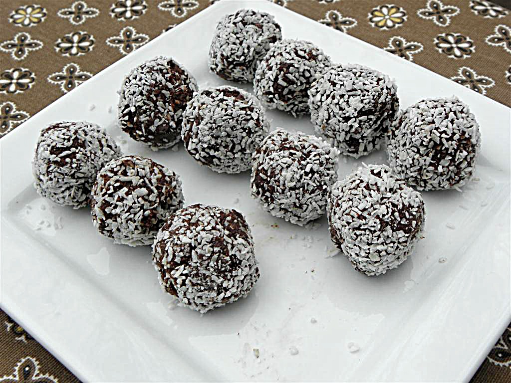 No Bake Chocolate Coconut Balls Flour, Sugar, Egg, Dairy, Nut & Gluten