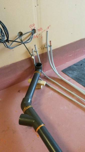 Etancheite De Resine Sous Carrelage De Cuisine Douche Sanitaire