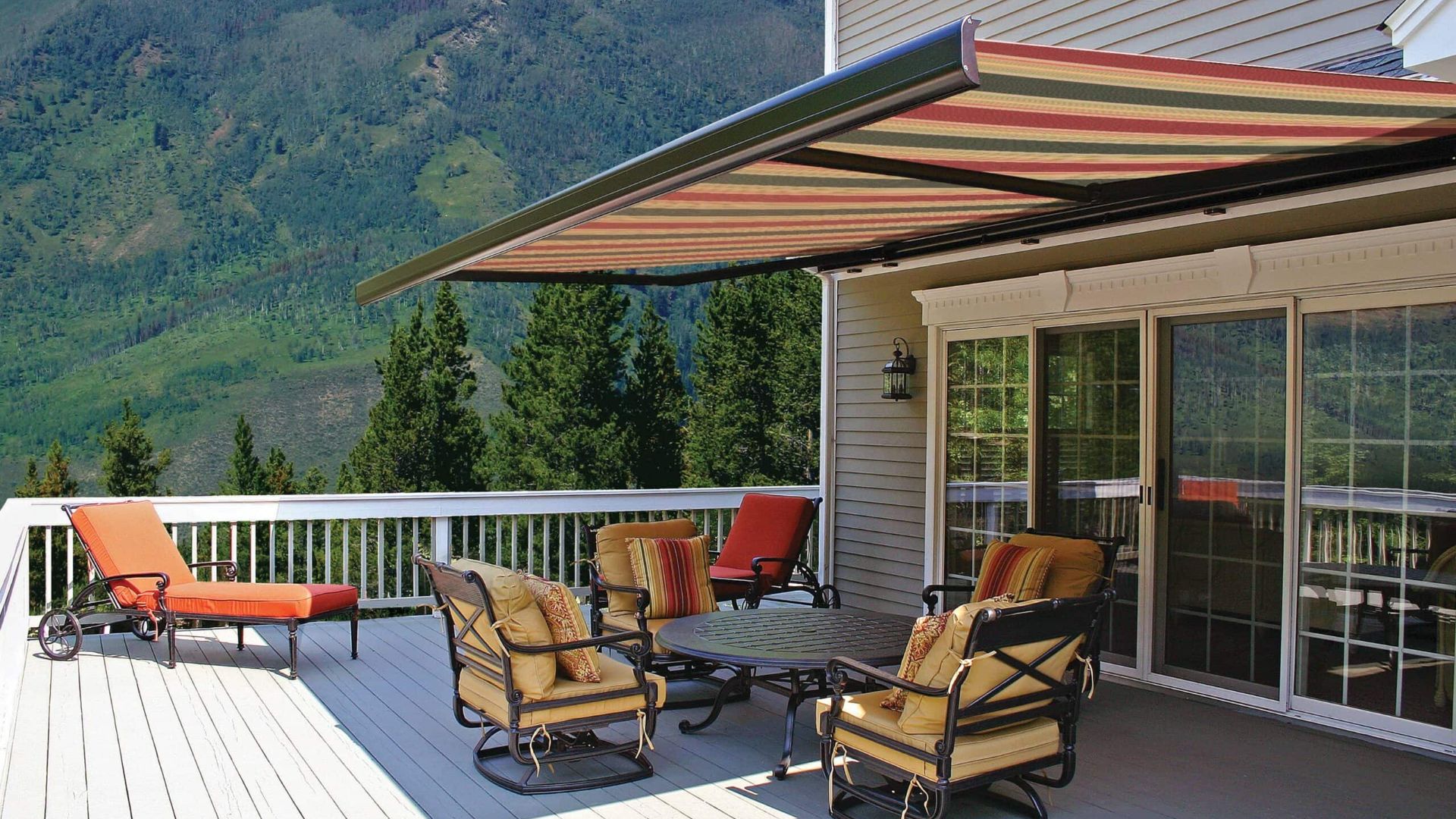 4 Things to Know Before Buying a Retractable Awning SummerSpace