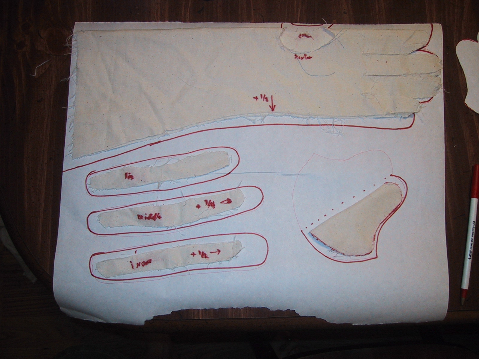 How to sew (costume) gloves (My Mysterio Glove) Jay's Technical Talk