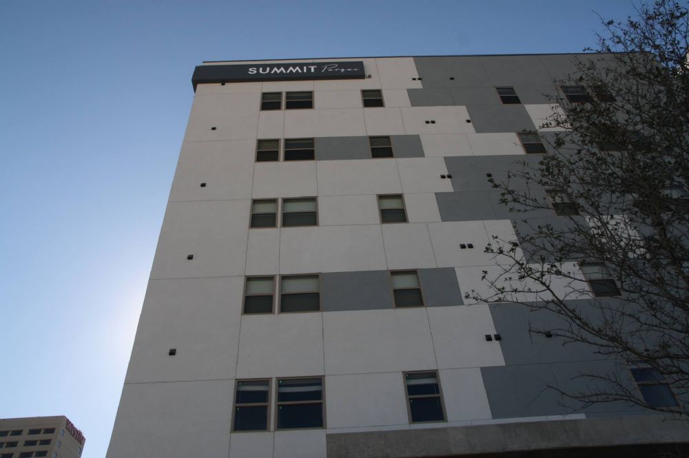 Summit Parque Apartments in Dallas, TX.