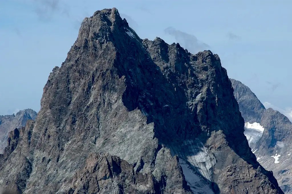 Aiguille du Plat de la Selle Photos, Diagrams & Topos SummitPost