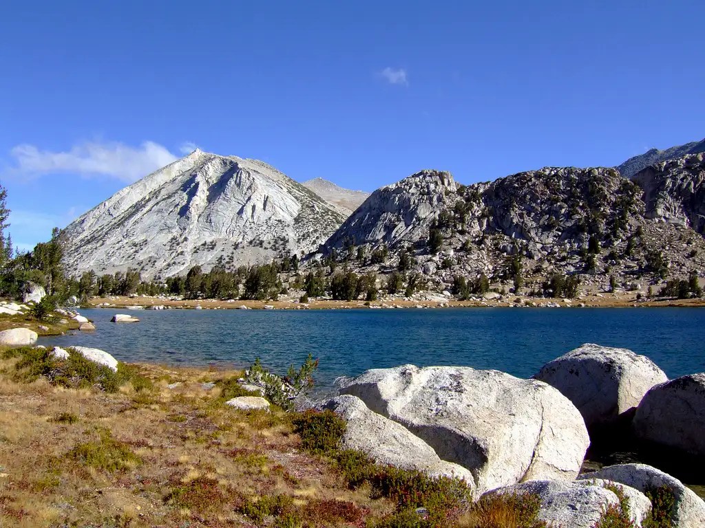 Upper lake, young lakes. Yosemite Photos, Diagrams & Topos SummitPost